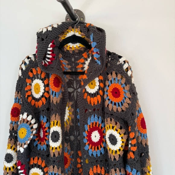 Hand Crochet Granny Square‎ Long Cardigan Sweater Size Medium/ Large - Picture 2 of 10